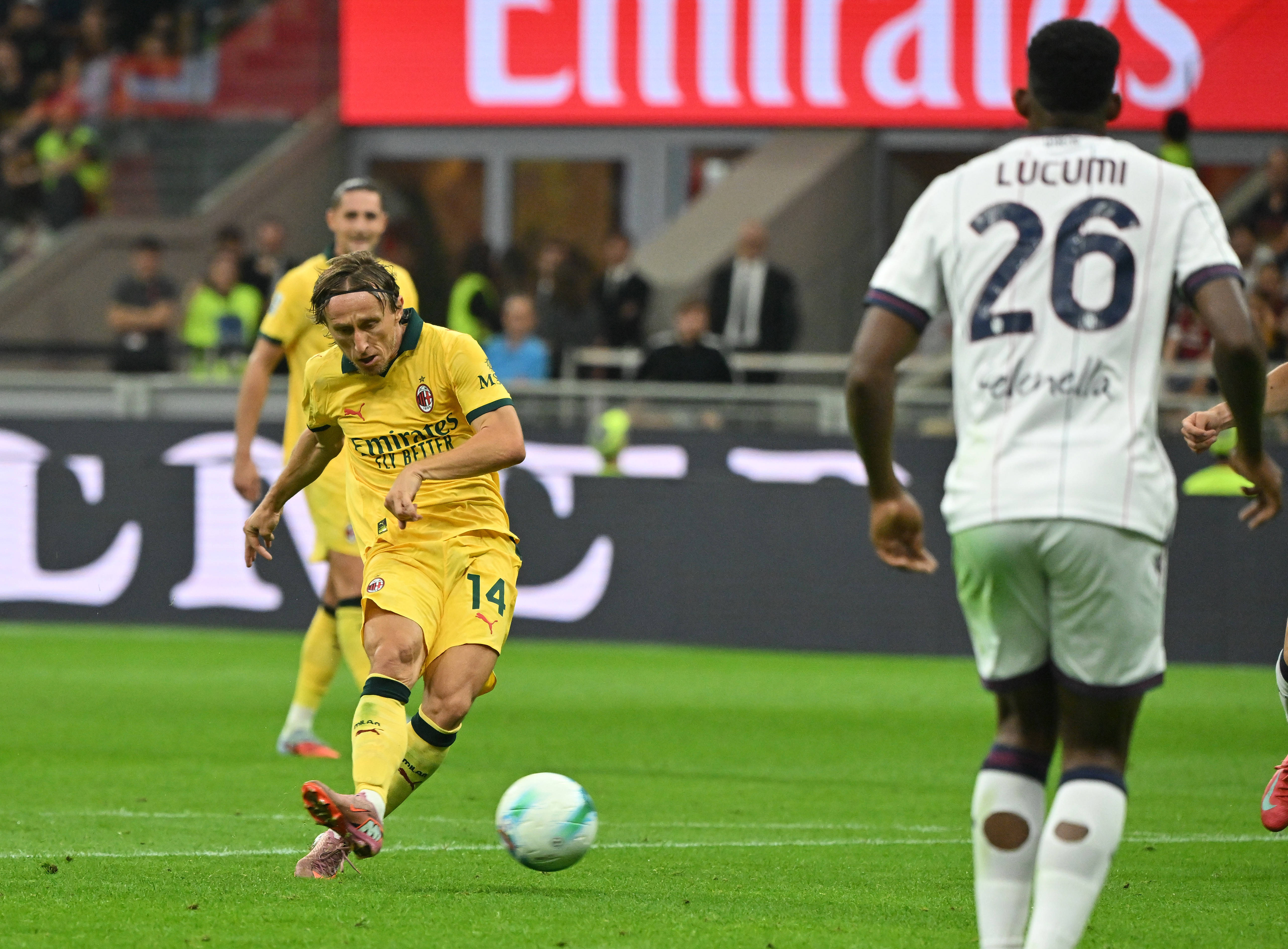 包含国际米兰意甲击败佛罗伦萨巴雷拉远射命中的词条 包含国际米兰意甲击败佛罗伦萨巴雷拉远射命中的词条